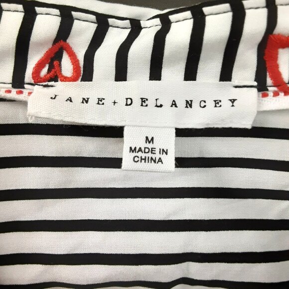 Jane Delancey Collared Top Size MED Long Sleeve Hearts Love 100% Rayon Button Up - Picture 3 of 8